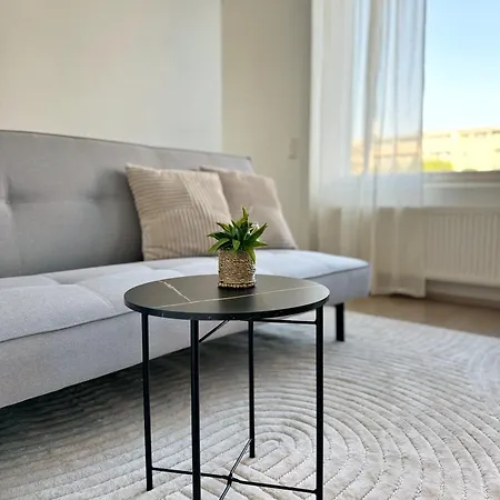 Port Arthur - Apartments, Free Parking Garage Included Apartment