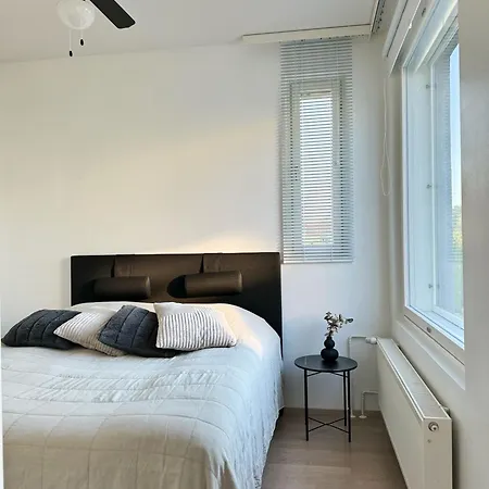 Port Arthur - Apartments, Free Parking Garage Included Apartment