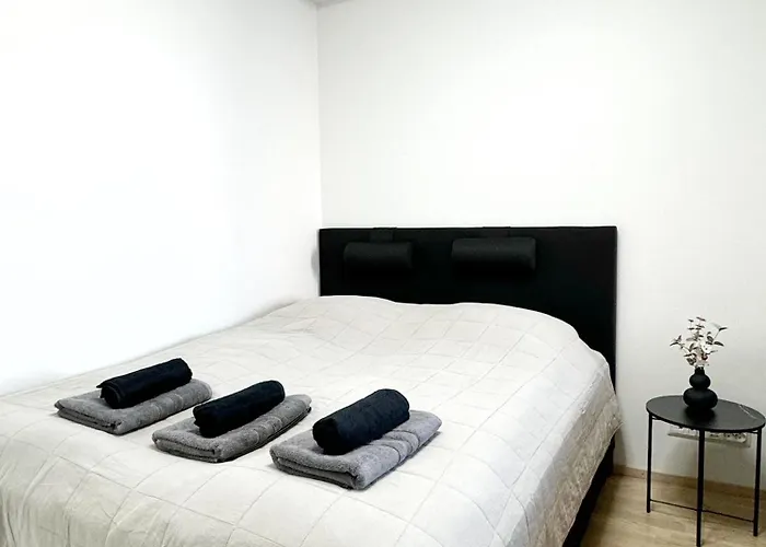 Port Arthur - Apartments, Free Parking Garage Included Апартаменты *